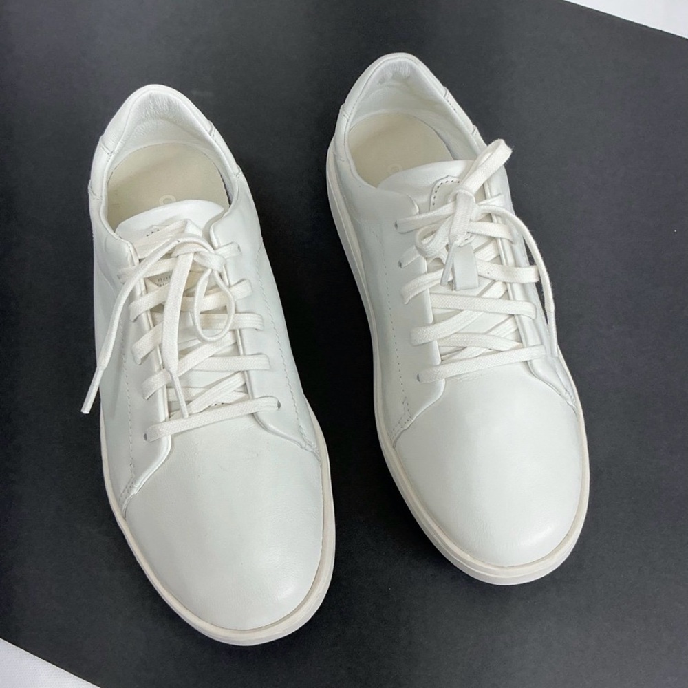 OluKai White Leather Low-Top Sneakers